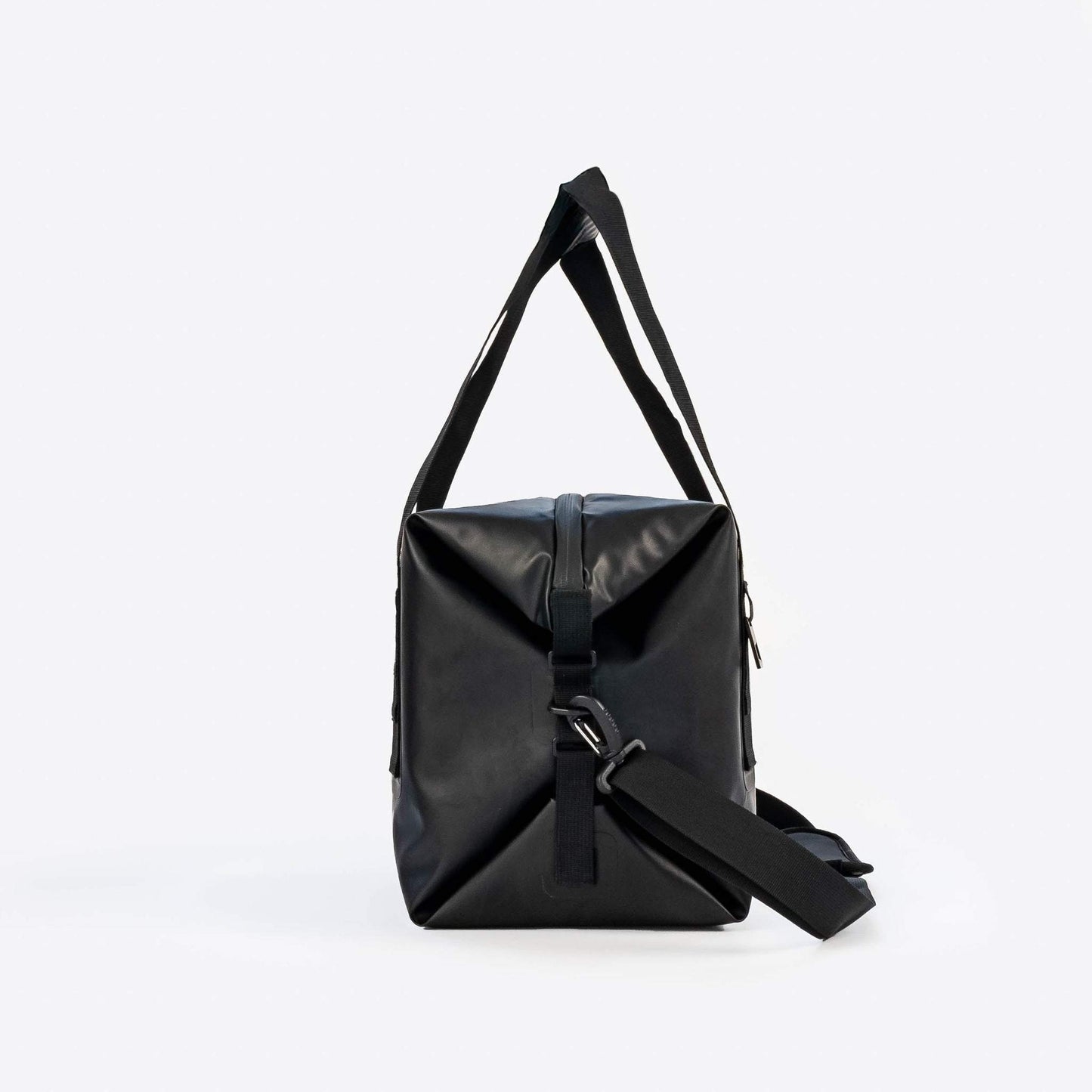 CoolBag: Insulated Adventure Bag | TentBox Showroom Discover the CoolBag at TentBox Scotland; keep food fresh on your TentBoxing adventures!