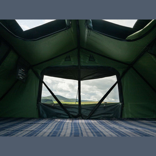 Lite 2.0 Fitted Sheets | West End Outdoors These soft cotton sheets are designed to fit the shape of your Lite 2.0 mattress perfectly, and come with two matching pillowcases to complete the set.