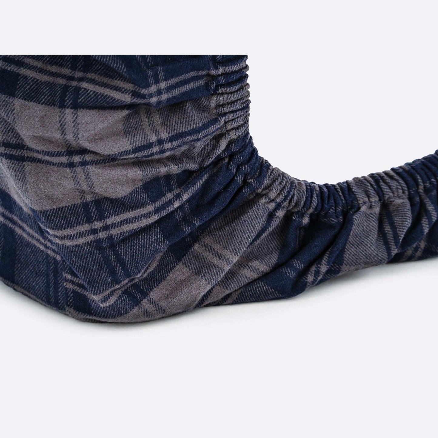 Lite 2.0 Fitted Sheets | West End Outdoors These soft cotton sheets are designed to fit the shape of your Lite 2.0 mattress perfectly, and come with two matching pillowcases to complete the set.