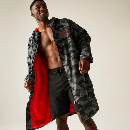 Outdoor Active Unisex Waterproof Changing Robe Jacket