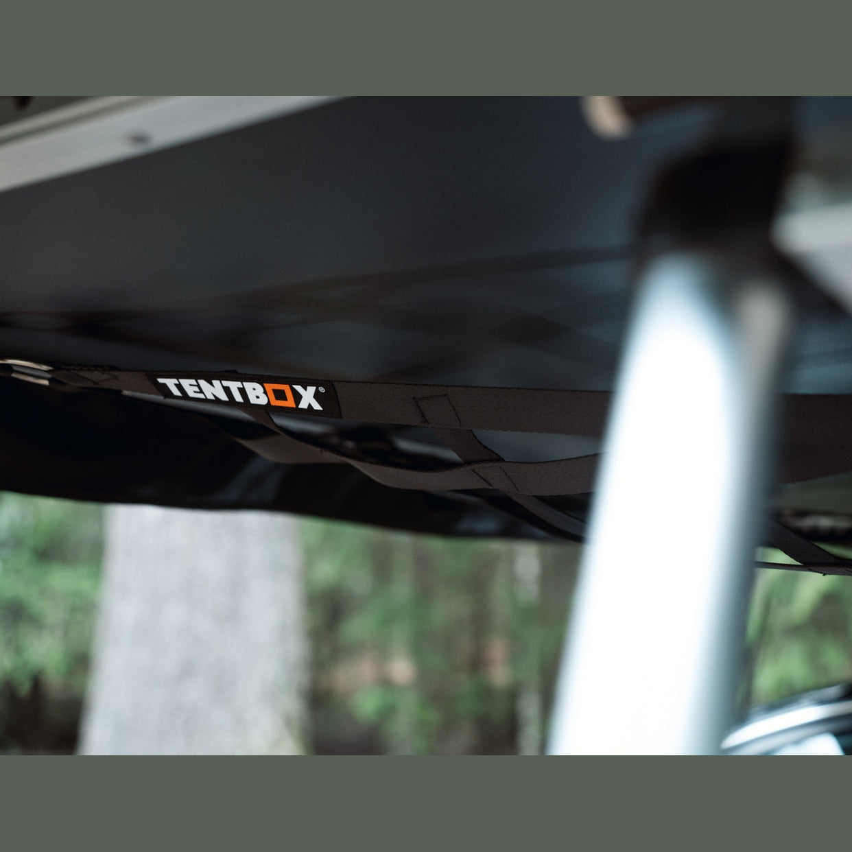TentBox Lite XL – Spacious Folding Roof Tent TentBox Lite XL offers extra space and lightweight design. Easy to set up, perfect for couples or small families on outdoor adventures.