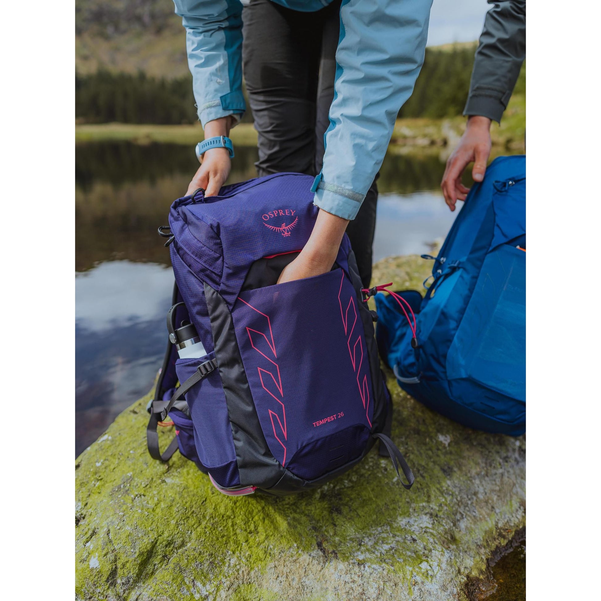 Osprey Tempest Women's 26L Deep Fig Hotspot Pink