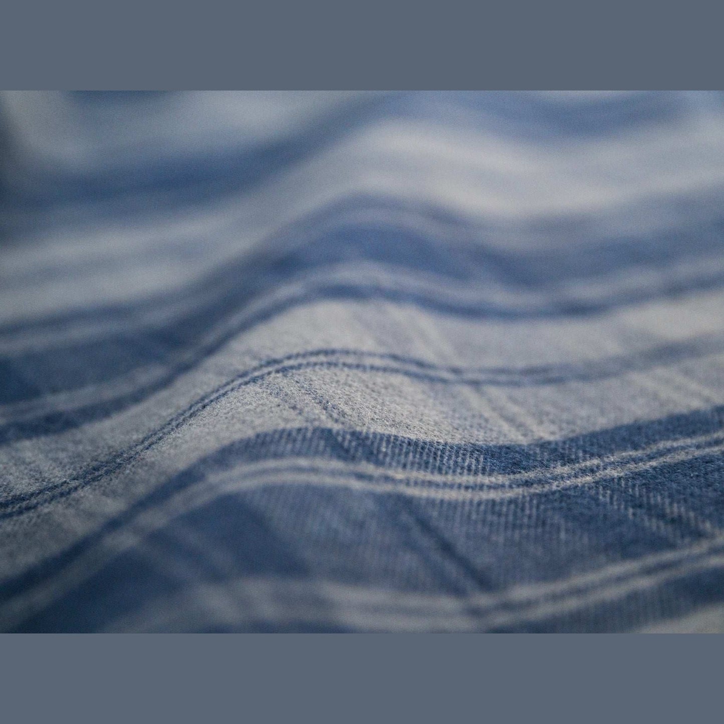 Lite 2.0 Fitted Sheets | West End Outdoors These soft cotton sheets are designed to fit the shape of your Lite 2.0 mattress perfectly, and come with two matching pillowcases to complete the set.