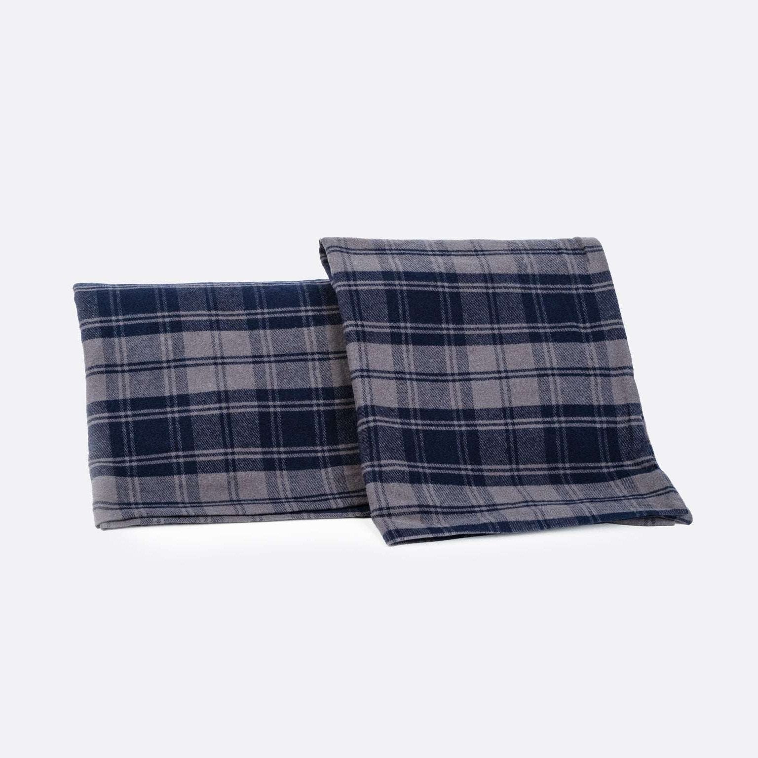 Lite 2.0 Fitted Sheets | West End Outdoors These soft cotton sheets are designed to fit the shape of your Lite 2.0 mattress perfectly, and come with two matching pillowcases to complete the set.