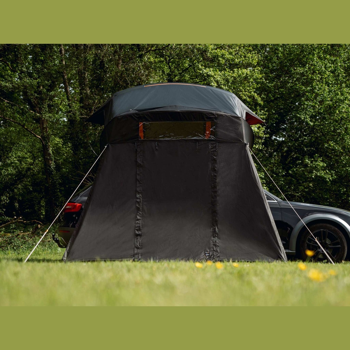 Lite XL Living Pod (Lite XL) Effortlessly create a spacious, functional area beneath your Lite XL, perfect for staying dry during rain or enjoying shade on sunny days. Activate 'wing-mode' for an even larger sheltered space. The design integrates the ladd