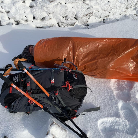 Highlander Emergency Survival Bag – Lightweight Hi-Vis Bivvy Shelter